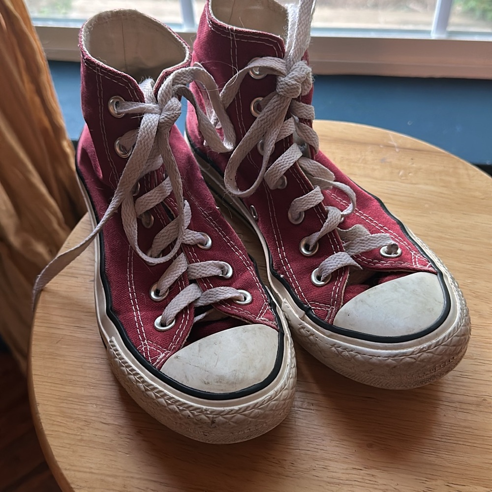 Converses Classic Red High-Top Kids Sneakers